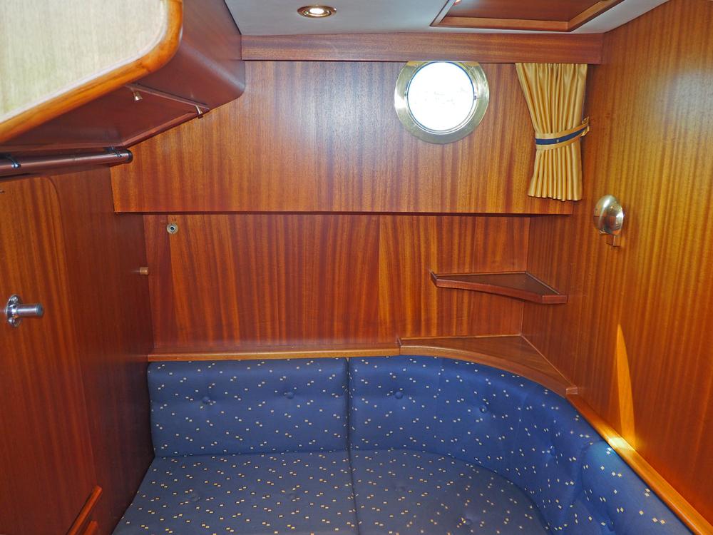Cabin en avant, H&eacute;bergements